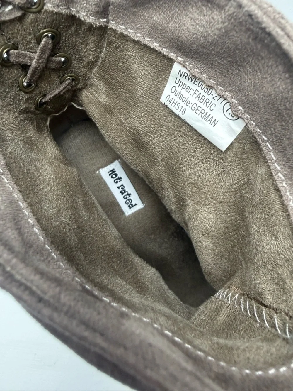 Women’s Size 7.5 Taupe Wedge Ankle Boots Slouchy Zip Accent - Picture 10 of 10
